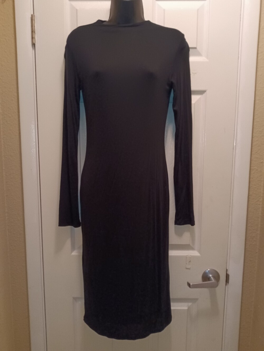 Forever 21 Women's Black Long Sleeve Midi Jersey Dress